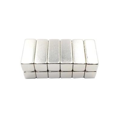 Anti Corrosion Bar Neodymium Magnets For Traction Motors High Pull Force