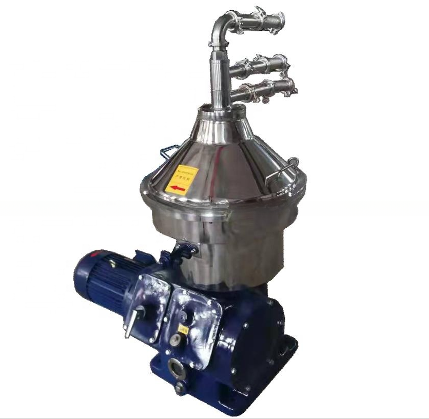 500 кг Вместимость 1000 л/ч Сепаратор молочной смеси с автоматической очисткой 2200*1350*1150 мм