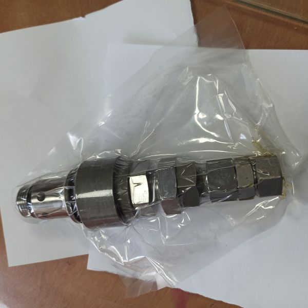 323-7464 3237464 Hydraulic Pilot Main Pressure Safety Relief Valve For E320 320GC 330 336 340 Excavator
