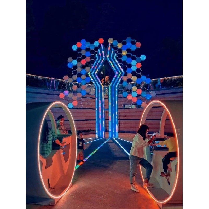 Detachable Outdoor Waterproof Motif Sculpture Color-Changing Bicycles Field Sports for Garden Christmas Hand Forged Steel