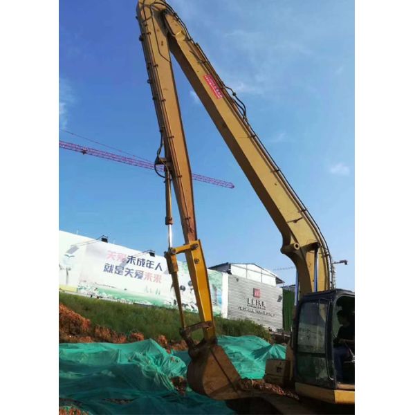 Telescopic Excavator Boom Arm , Long Reach Excavator Booms 15500 Mm Length