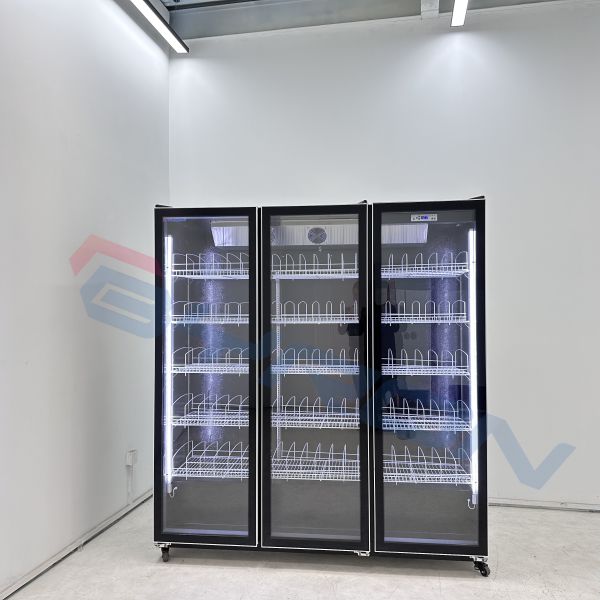 CE UL 3 Door Commercial Refrigerator For Supermarket And Convenience Store