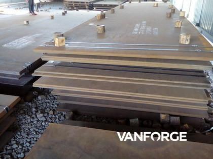 S1300 ultra-high yield strength quenched and tempered structural steel plate