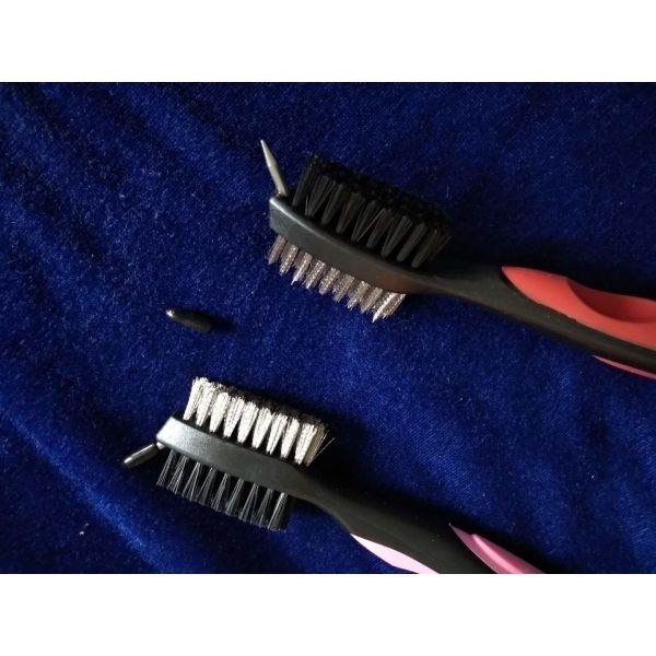 golf brush , golf brushes , golf accessories