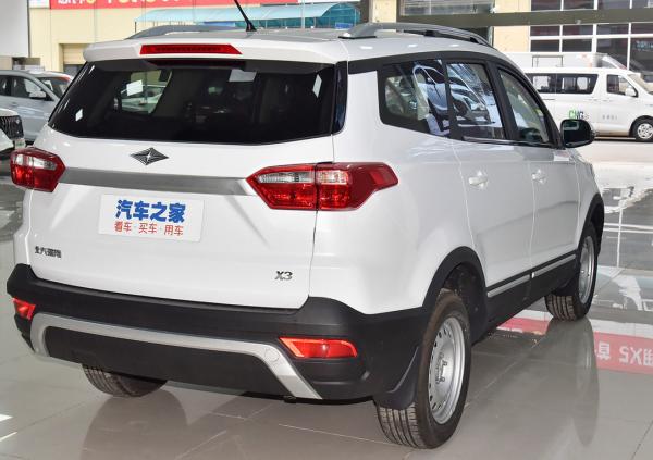 High Performance Gasoline SUV 7 Seats Openable Panoramic Sunroof