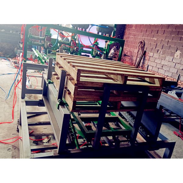 Пневматический Semi автоматический паллет пригвождая машину с Palletizer