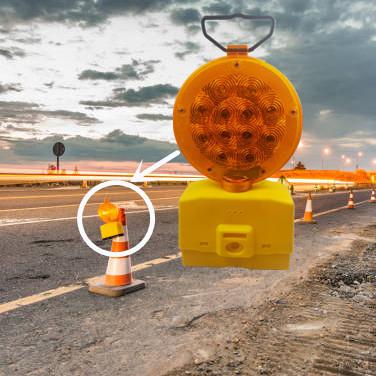 LED Plastic Construction Barrier 19cm Solar Flasher Light Yellow For Traffic Cone