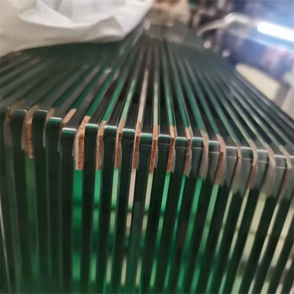 Different Thickness High Transparent Polished Edge Tempered Safety Glass for Furniture and Table Top