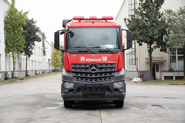 Fonte de água do caminhão de Mercedes Benz Heavy Duty Fire Fighting para construções altas