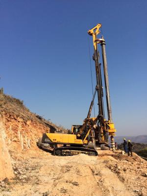 o tipo pilhas furadas de 1.3M Max Diameter Bored Pile Rig 45m Max Drilling Depth KR125A do furo faz à máquina o torque máximo 125 kN.m