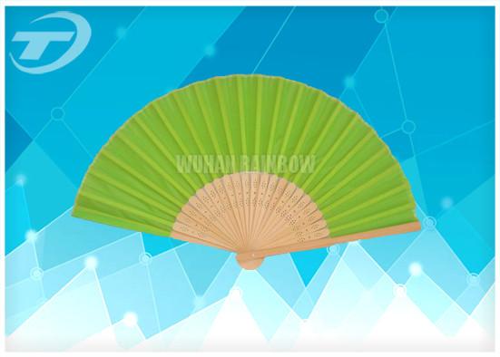 Os reforços de bambu naturais e dobramento do papel/o de seda entregam a fãs o fã do favor do casamento 21cm 23cm