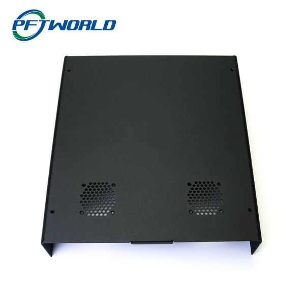 Части изготовления металлического листа точности пудрят покрывая части черноты плиты