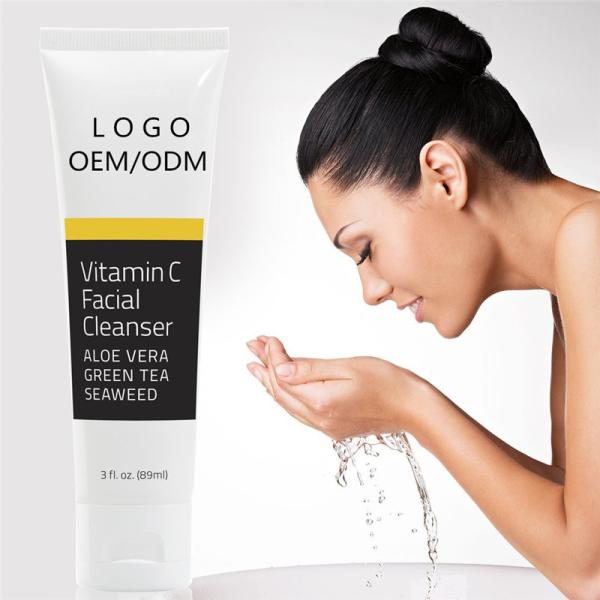 VC o limpador facial dos cuidados com a pele, aloés delicado Vera enfrenta o limpador para a pele sensível