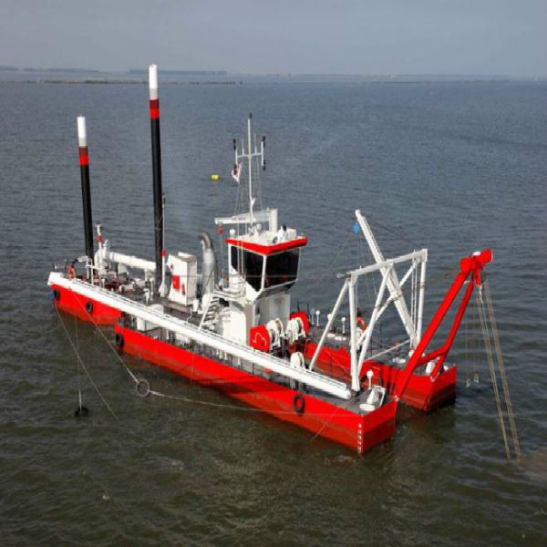 Spiral Suction Head Cutter Suction Dredger 2000KG Capacity with Hydraulic System
