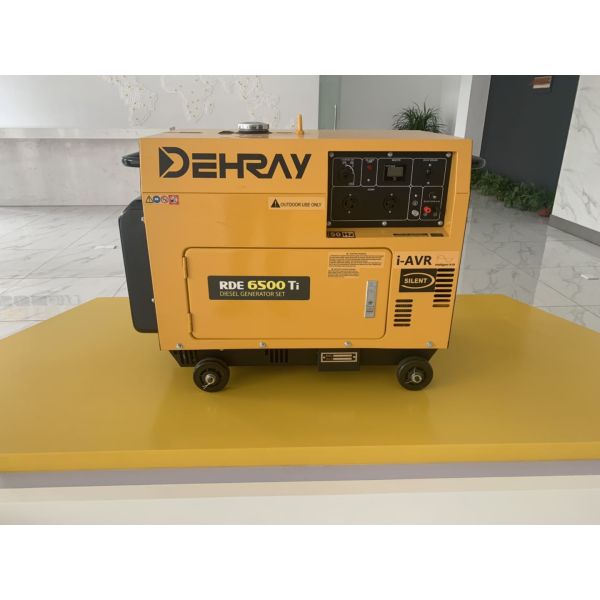 5KW EURO V Silent Portable Residential Generators Direct Injected