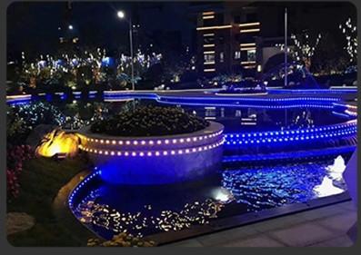 Luzes LED coloridas à prova d'água de 12 V para luzes decorativas de Natal