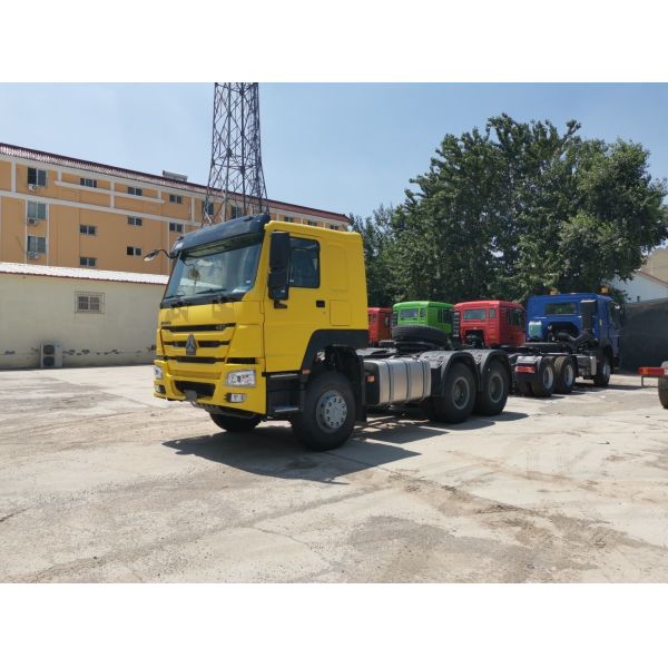 Sinotruk HOWO 10 Wheels Tractor Truck Head Mini Tractor Trailer Truck for Your Project