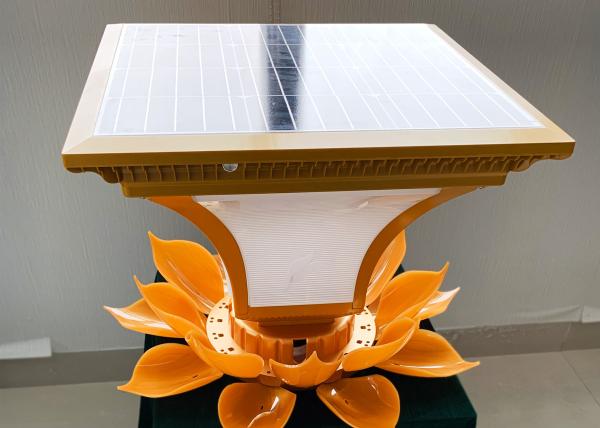 O jardim posto solar de Lotus da vária cor ilumina-se, templos conduzidos solares das luzes 50W da jarda