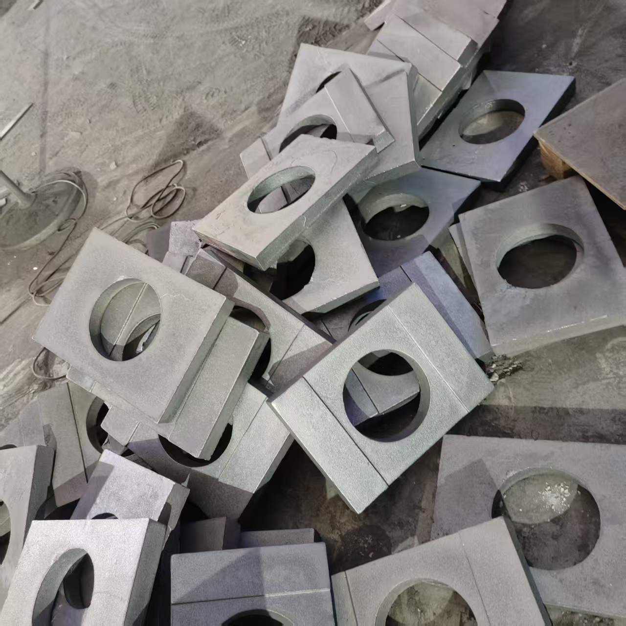 Custom Light Weight Aluminum Alloy Connector Shell Casting with Good Thermal Conductivity and Stable Mechanical Properties