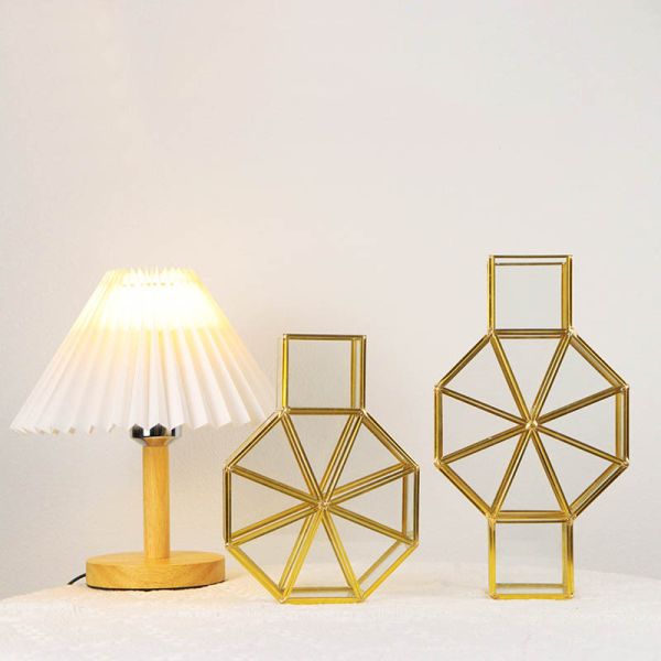 Glass flower house copper vase glass artifact storage windows display box gold bottle shape decoration Yiwu Wholesale