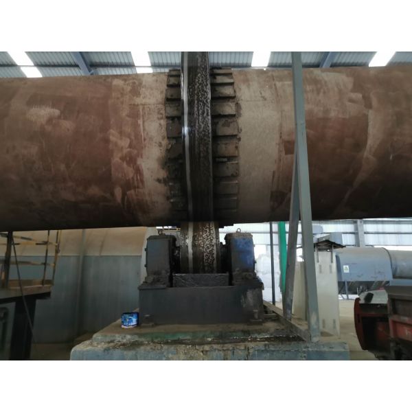 50 Tons Per Hour Rotary Kiln with Spring Steel Plate Or Graphite Block Sealing and Screw Feeder Feeding Equipment