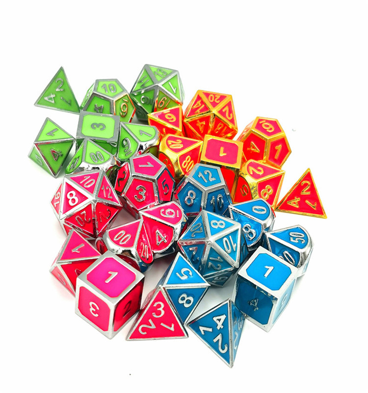 Wholesale Glow-in-Dark Zinc Alloy Metal Dice Set Customizable Polyhedral DND Dice for Role Playing Games