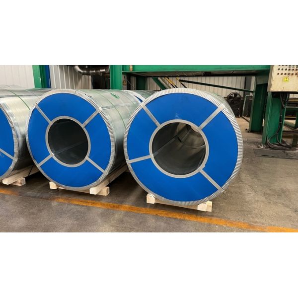 0.4-2.5 мм ПВДФ деревянное зерно покрытое алюминиевой катушкой 50 лет гарантия для внешней декорации стены