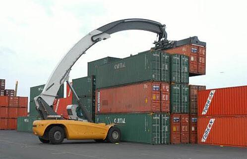 CE Certification Automatic 20 - 25m Lifting Height Front Lifter Container Lifter