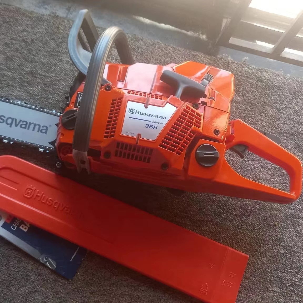 Husqvarna 365 Chainsaw with Original Logo Professional 65cc Gasoline Chain Saw for Forestry Farm Wood Cutting
