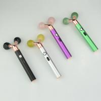 longueur 160mm de Jade Rollers With Ball Vibrating de visage du massage 3D