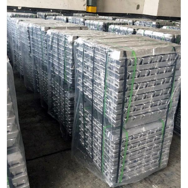 Отполированное сопротивление яркой поверхности алюминиевого чистого слитка высок