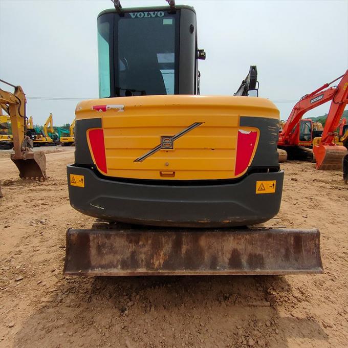 0.37м3 Подержанный экскаватор EC60 Вторая рука Volvo EC60 Экскаваторы Кавальная машина