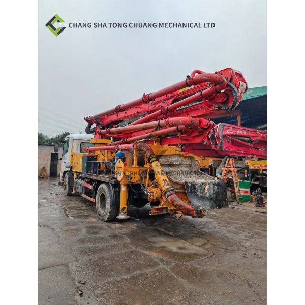 2015 Sany Heavy Industry SYM5165THBDD 25V8 Использованный бетонный насос 25 метров