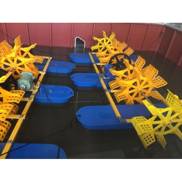 Waterwheel Aerator / paddle Wheel Aeration Equipment / Shrimp Pond Aerator