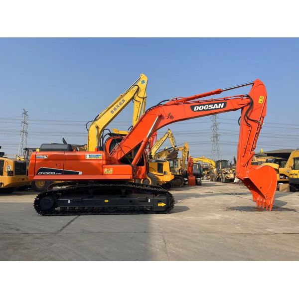Used Original Doosan Excavator DX300LC-9C 30 Tons Medium Used Excavator Doosan 300 Heavy Equipment