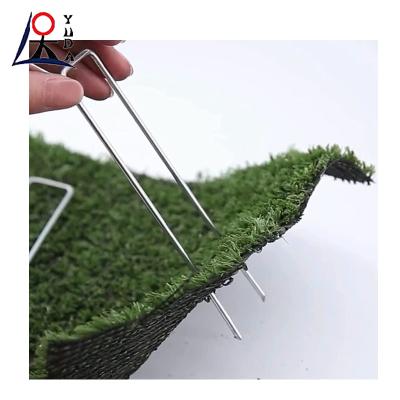 Amostra grátis Galvanizado Unhas de grama artificial Unhas moídas Tipo de solo