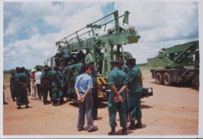 equipamento de perfuração Caminhão-montado SIN250 de Waterwell com o cilindro hidráulico duplo