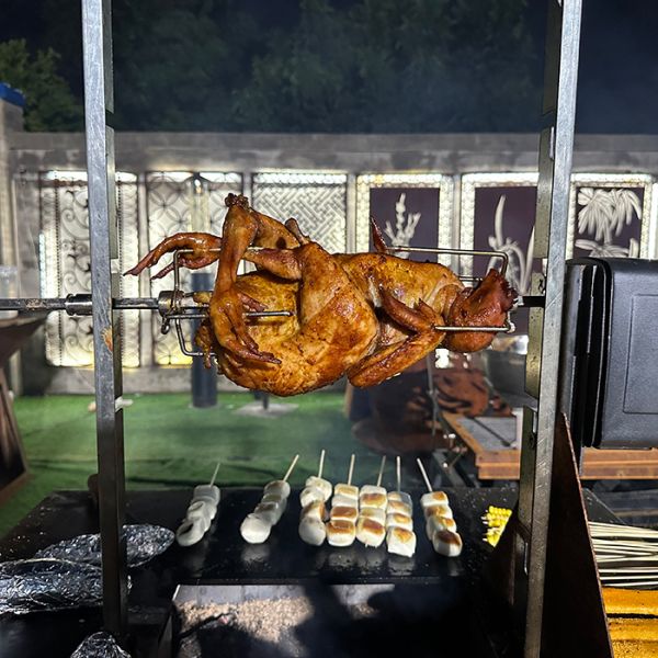 Europe Outdoor Removable Corten Steel BBQ Grill With Rotating Chicken Rack