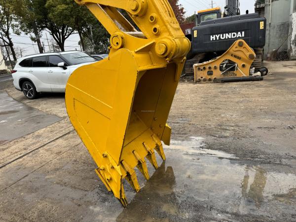Used Komatsu Excavator PC200 Reliable Second-Hand Heavy Machinery For Construction & Mining
