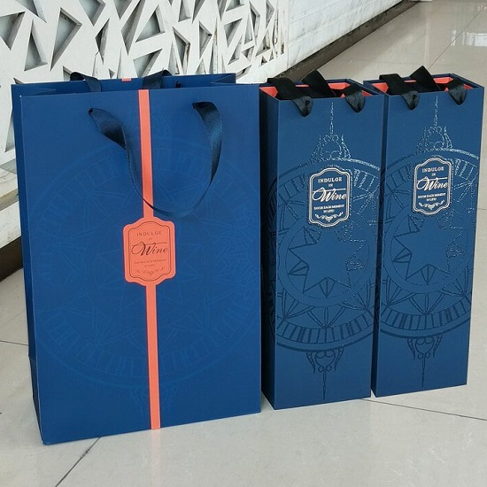 Rigid Wine Packaging Box Set With Matching Paper Bag For Wine Brands