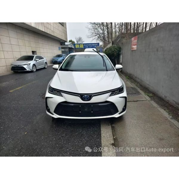 Toyota Corolla Hybrid Sedan with 1.8L Engine in Premium Car Condition Featuring One Click Start