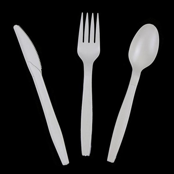 Novelty Design Corn-Based Biodegradable Plate Set with Environment-Friendly Advantage