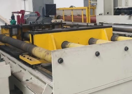 15～20m/Min Plate Production Line Speed Uncoiling CNC Leveling Cutting Line 35tons Coil Weight