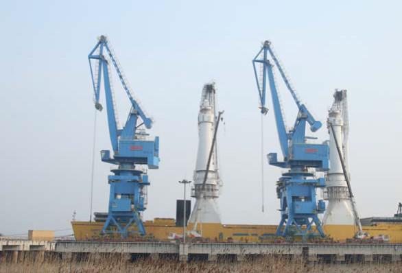 Cabin Control  30ton Harbour Portal Crane Dock Jib Gantry Crane Four Link Type