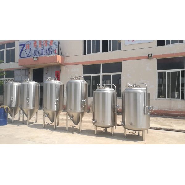 Stainless Steel Micro Beer Brewery Fermenting Tanks/ Pot Machine/Storage Tank