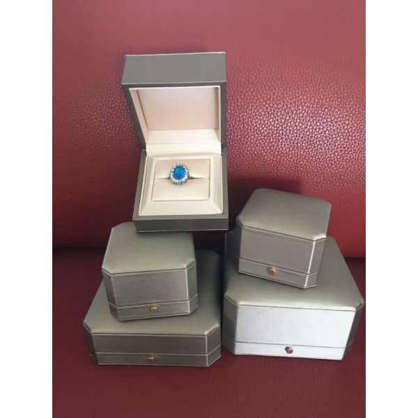 Personalised Bracelet Jewelry Plastic Box / Diamond Leather Jewelry Case