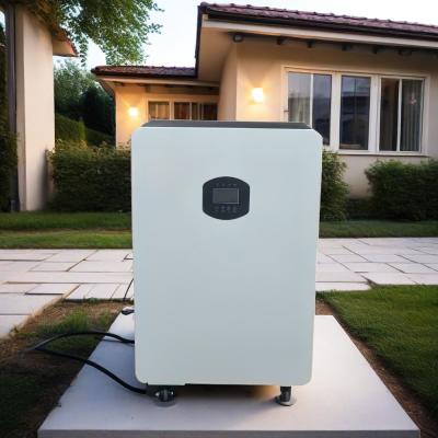 Générateur d'énergie solaire intégré tout en un 5KW Puissance de sortie 15,36KWH Capacité pour les distributeurs et les commandes OEM