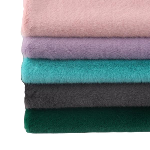 Eco-friendly 100% Polyester Fabric 20mm Plush Thick Faux Fur Lifelike Little Mink Fabric for Clothing Women's Clothing Bag Shoes