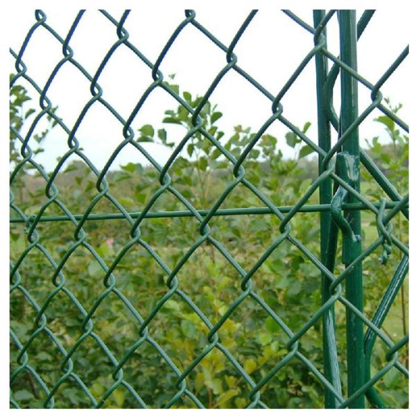 Hot-dip Galvanized or PVC Coated Chain Link Fence Ideal for Securing Sports Stadiums