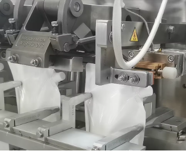 High-Speed Plastic Pouch Food Beverage Industrial Filling Horizontal multifunctional packaging machine